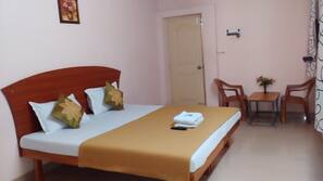 In-room safe, iron/ironing board, free WiFi, linens