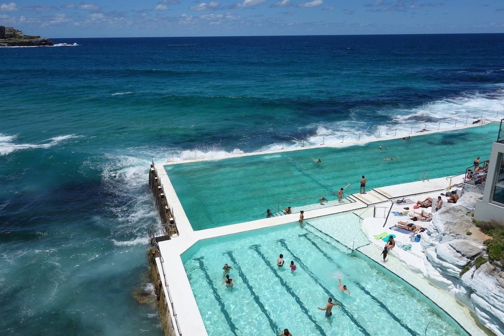 Sydney Airport Gardenia Cottage 3 BED Nar232