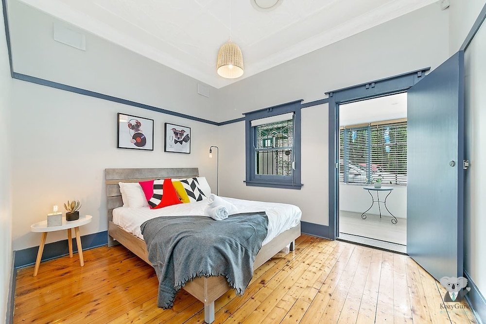 Sydney Airport Gardenia Cottage 3 BED Nar232