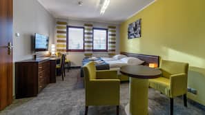 Egyptian cotton sheets, premium bedding, desk, laptop workspace