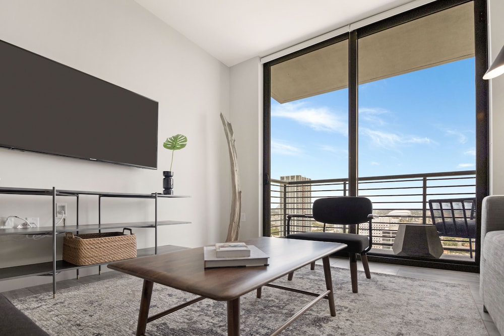 Mint House Downtown Miami in Miami, FL | Expedia