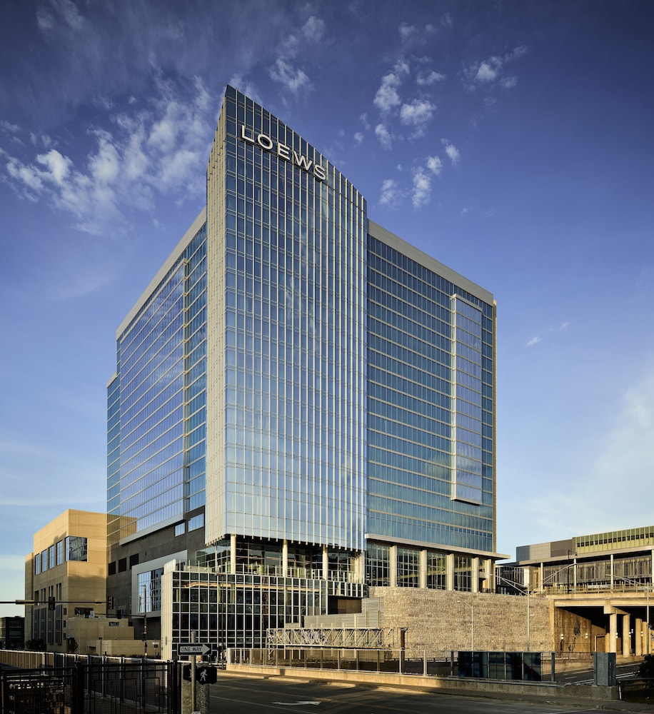 Loews Kansas City Hotel in Kansas City Best Rates & Deals on Orbitz