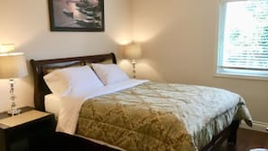 Soundproofing, iron/ironing board, free WiFi, bed sheets