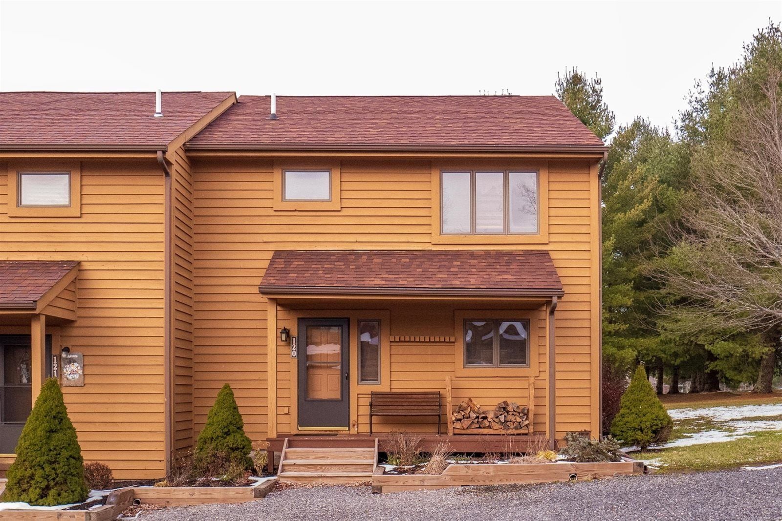 Deerfield Village 120 in Davis, United States