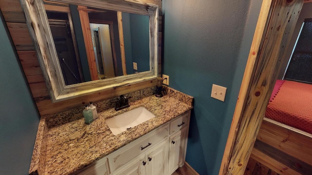 NOW AVAILABLE...HIGHLIFE RIDGE ON THE CADDO RIVER WITH BREATHTAKING