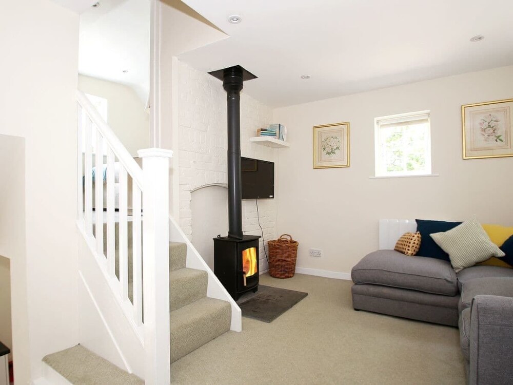 2 Bedroom Accommodation In Wootton Near Canterbury