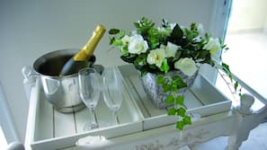 Room service – dining