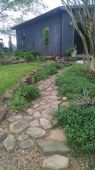 Lodging Near Hanging Rock State Park Danbury 2020 Room Prices