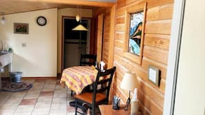 1 bedroom, iron/ironing board, WiFi, linens