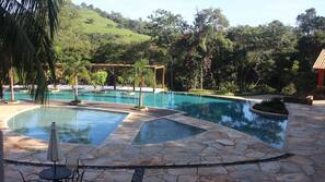 Piscina externa