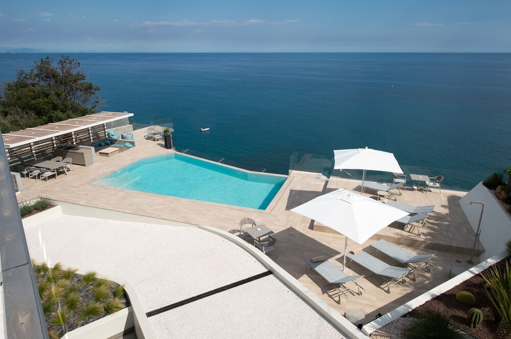 Capo Torre Apartment In Albisola Superiore Hotel Rates