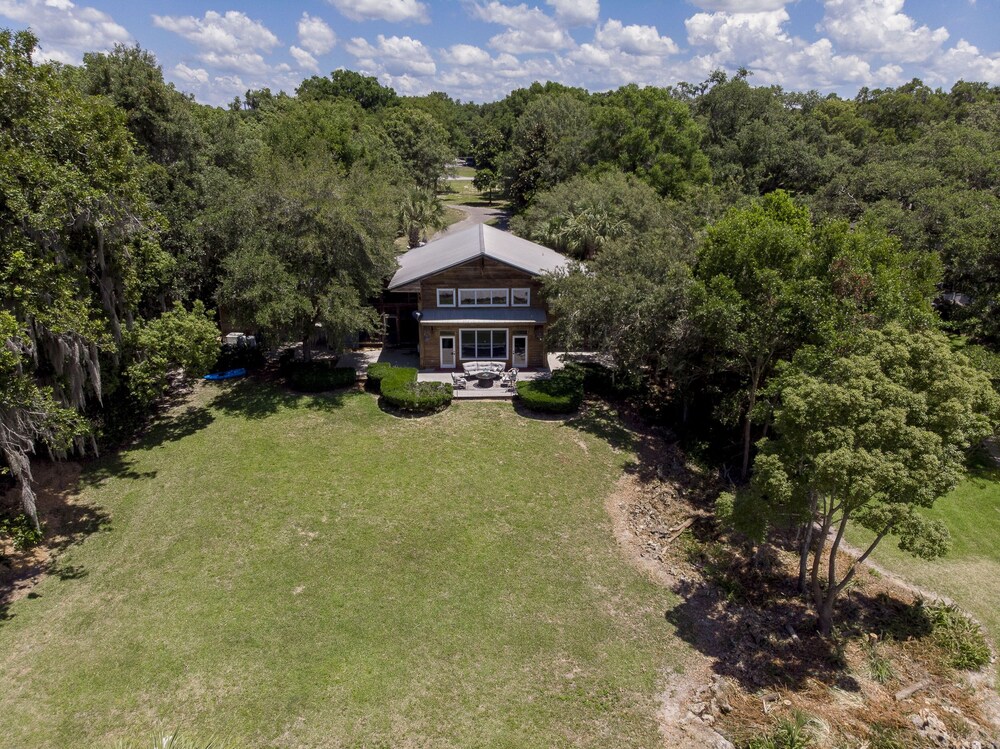 Take a look at beautiful Cedar Lodge on Lake Weir! in Ocklawaha Best
