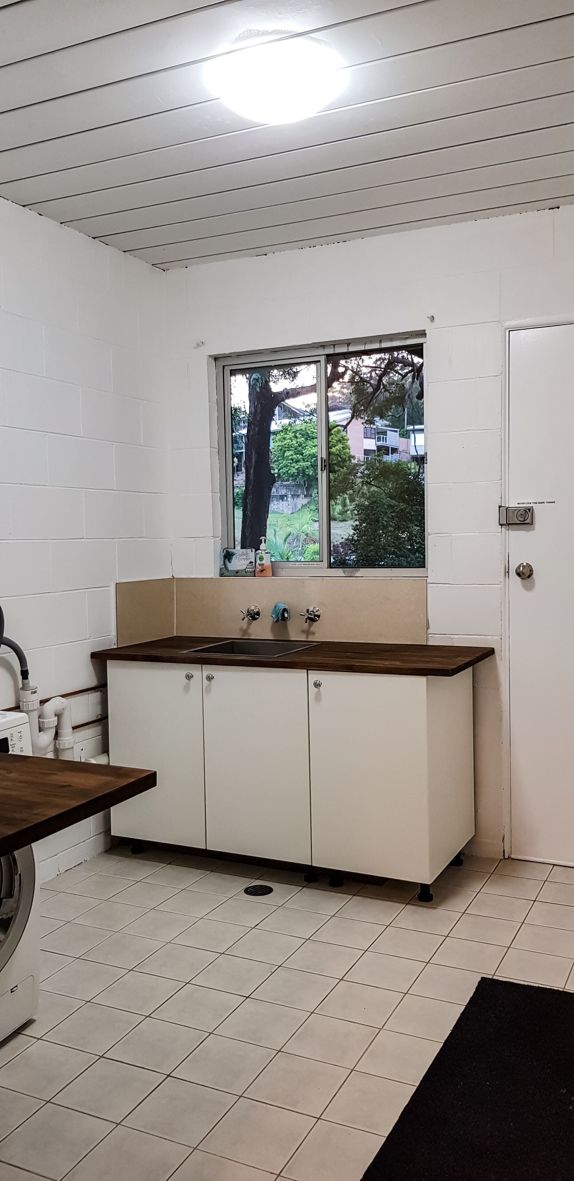 Koco Palms Guest Suite- Korora, Coffs Harbour- 5 Mins Walk to the Korora Beach