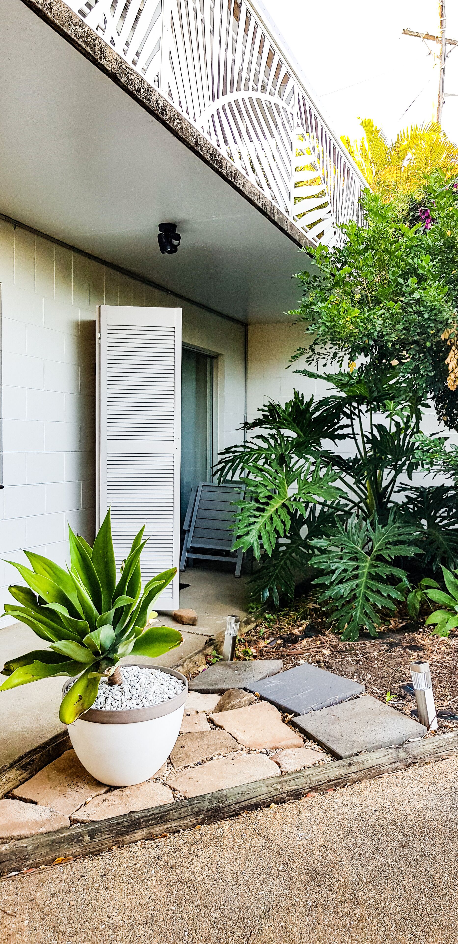 Koco Palms Guest Suite- Korora, Coffs Harbour- 5 Mins Walk to the Korora Beach