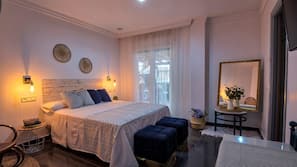 Rollaway beds, free WiFi, linens