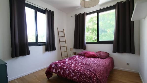 5 bedrooms