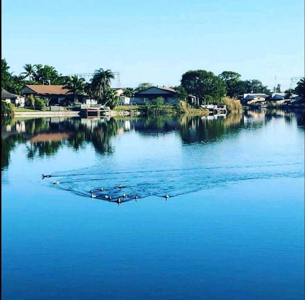 3/2 lake House Near Hard Rock Casino