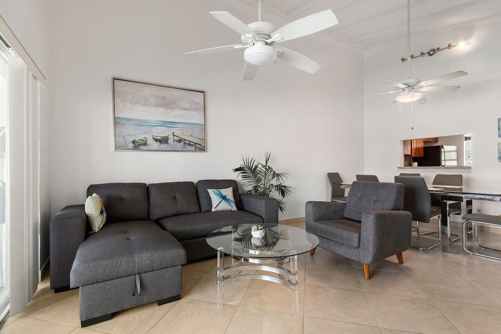 3/2 lake House Near Hard Rock Casino