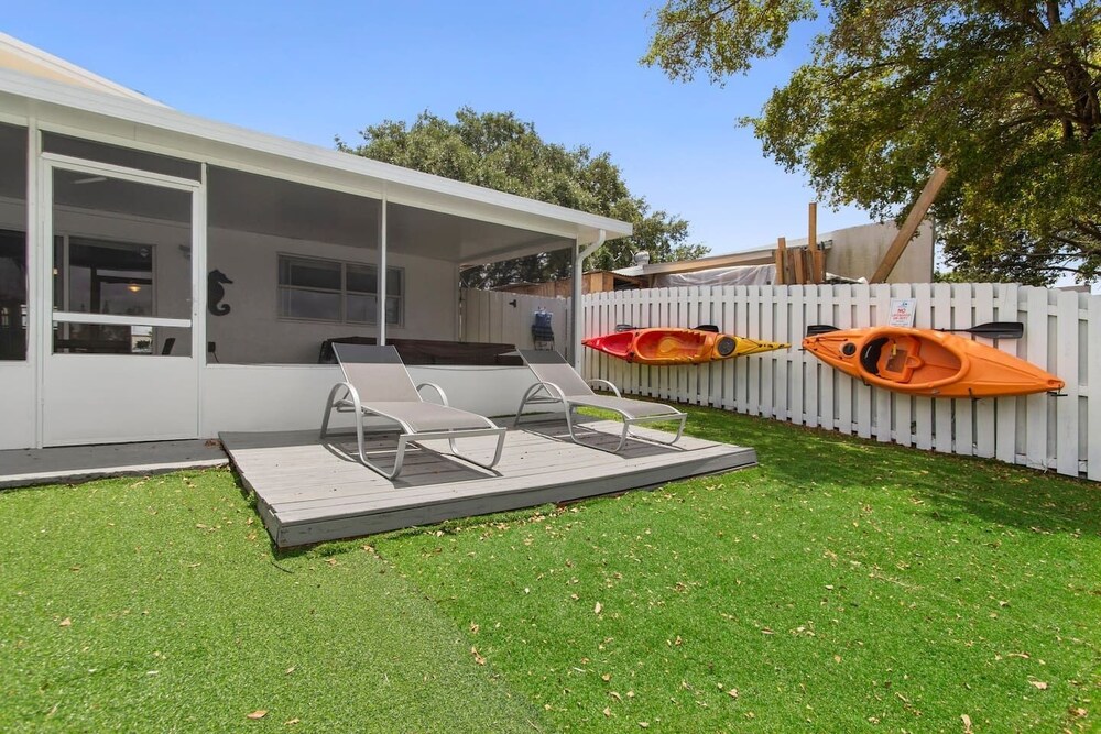 3/2 lake House Near Hard Rock Casino