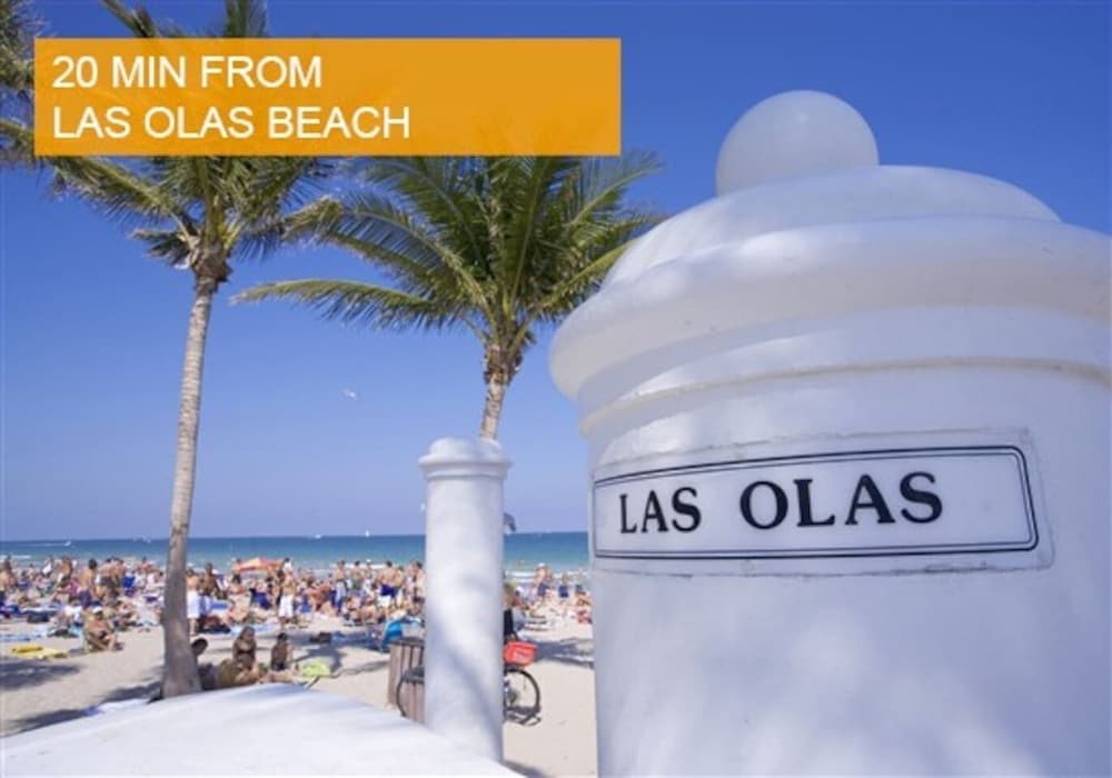 3/2 lake House Near Hard Rock Casino