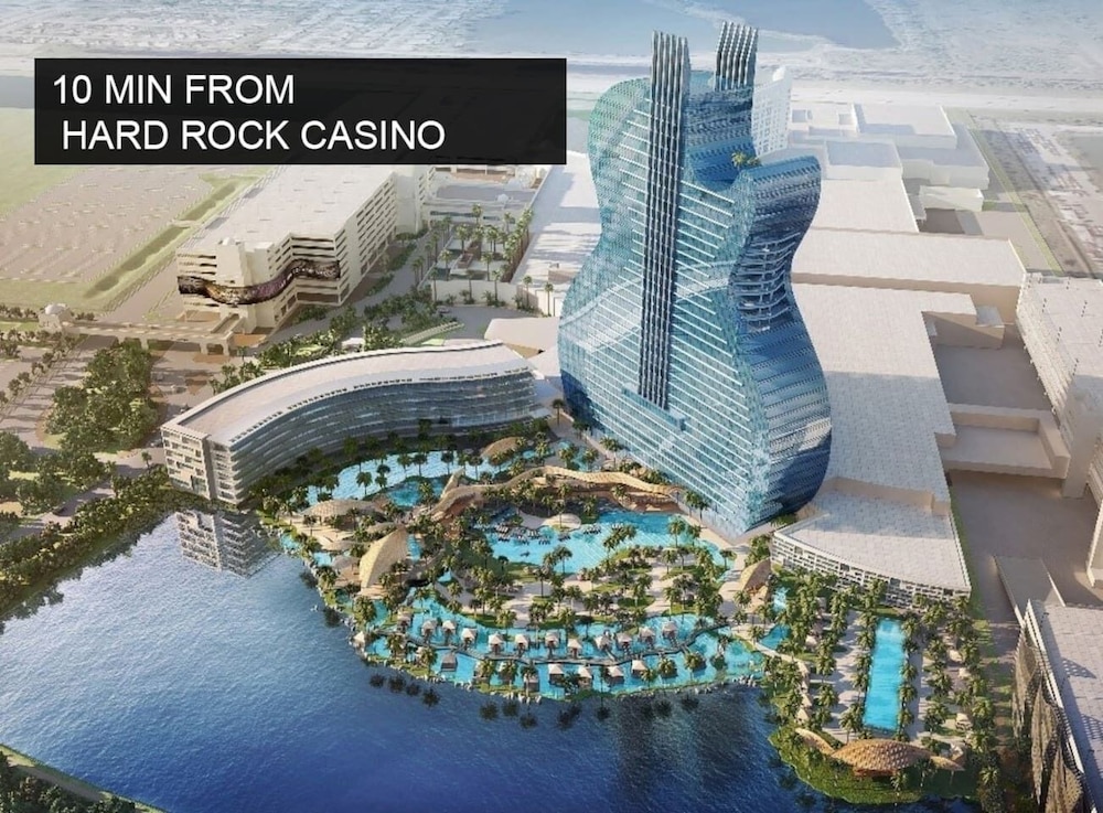 3/2 lake House Near Hard Rock Casino