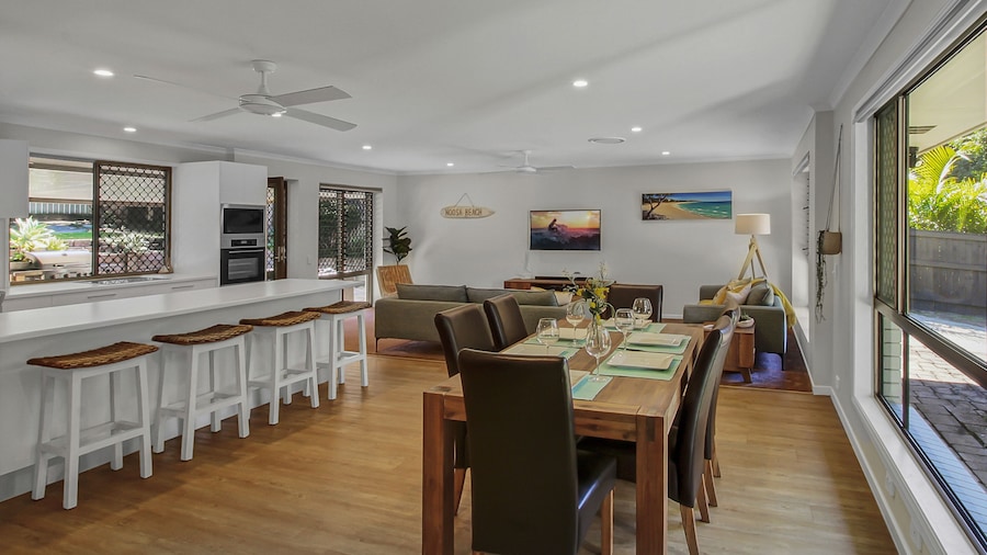 Noosa Heads Endless Summer Beach Retreat