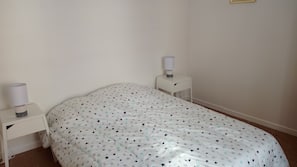 2 bedrooms