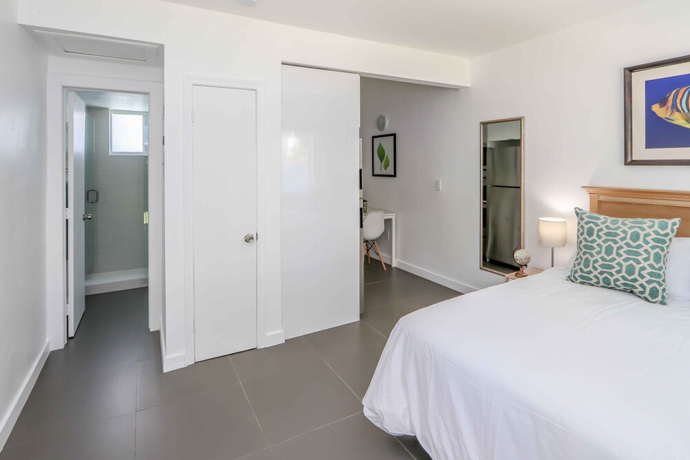 Miami Modern Studio in the Upper East-Side # 3