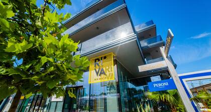 RIVA Mamaia Aparthotel