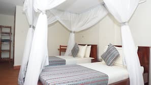 Desk, free WiFi, linens