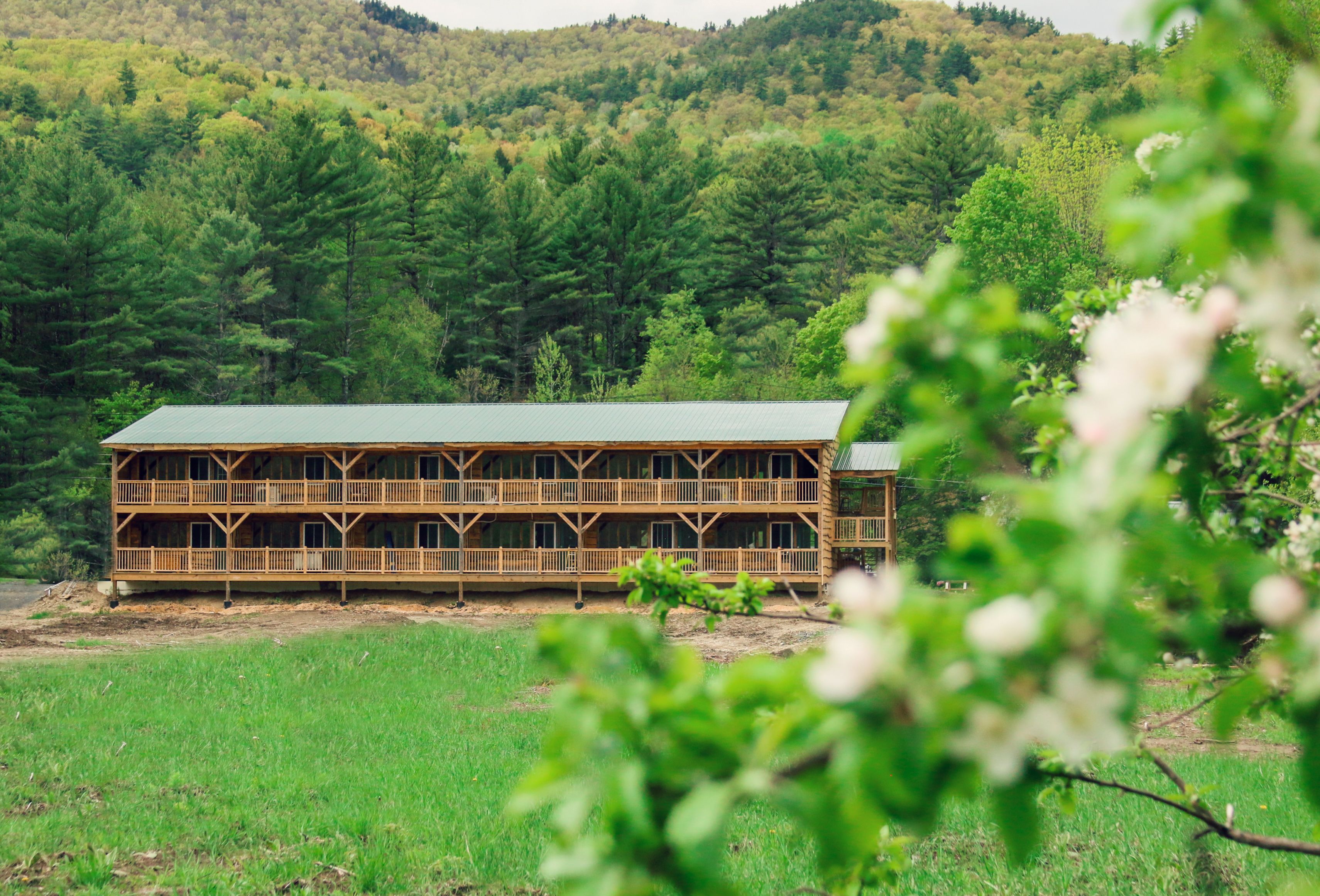 The Halfway House Motel in Elizabethtown, United States