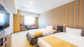 Premium bedding, in-room safe, blackout curtains, soundproofing