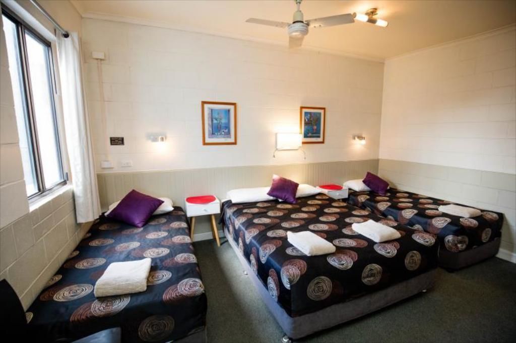 A & A Lodge Motel Emerald