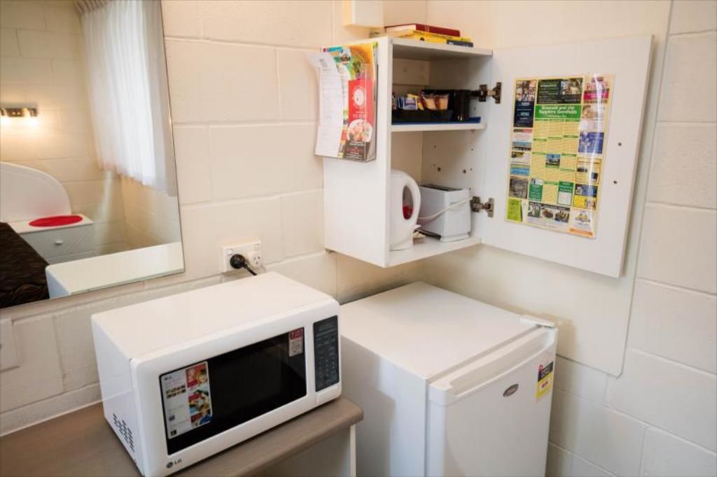 A & A Lodge Motel Emerald