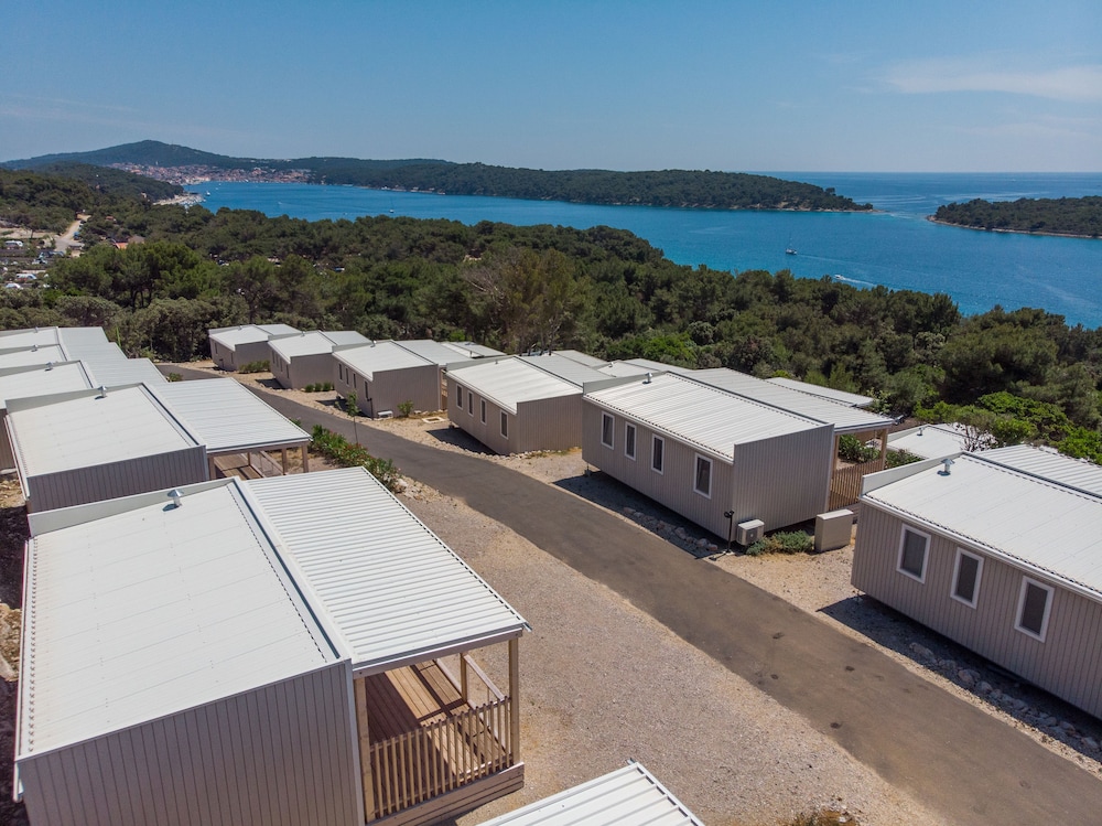 Mediteran Bungalows Poljana in Mali Lošinj, Croatia