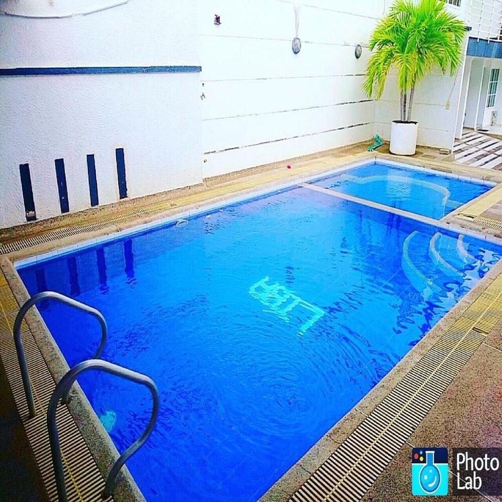 casa vacacional con piscina santa