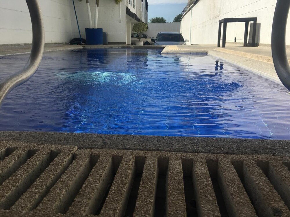 casa vacacional con piscina santa