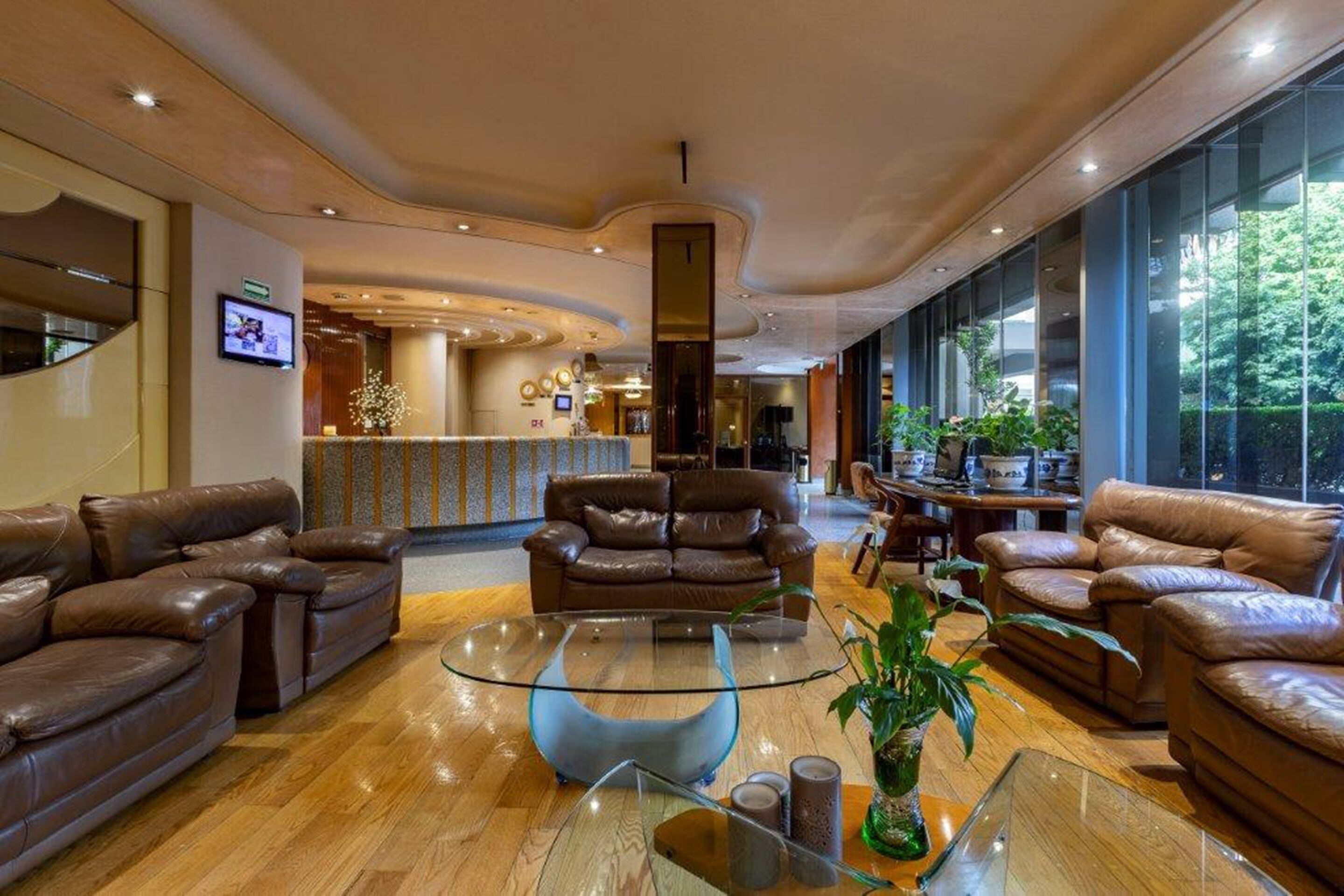 Hotel Beverly