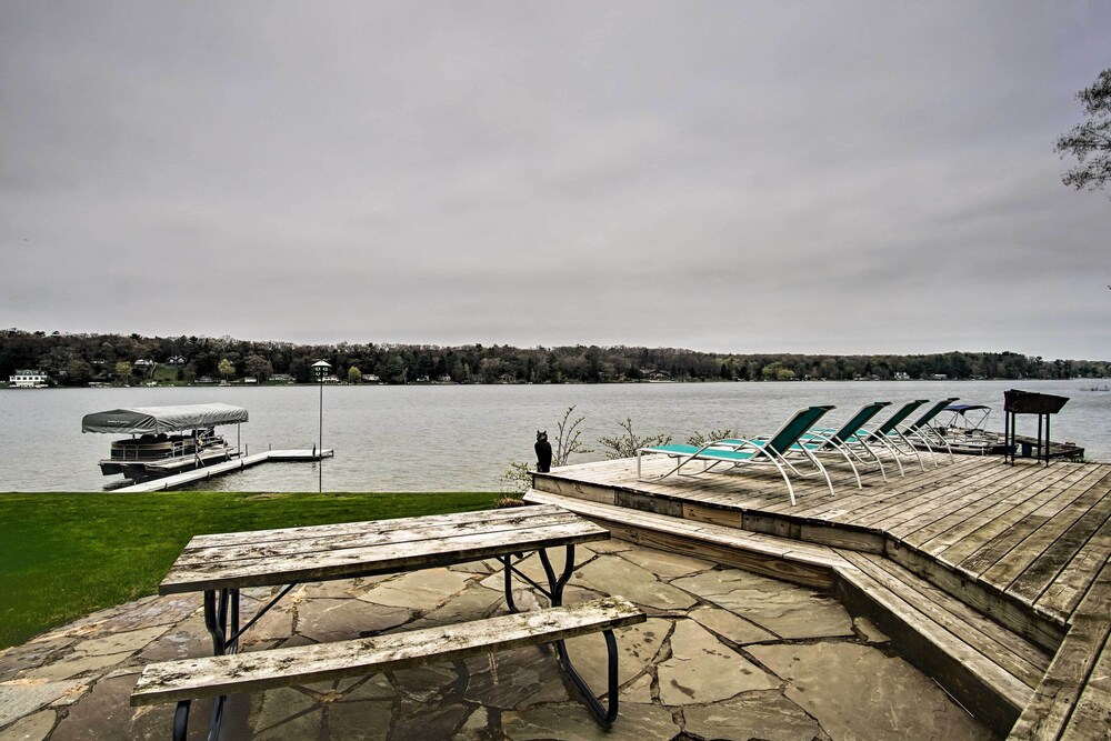 New Era Cottage w/Dock & Grill on Stony Lake!, New Era, MI Vacation Rental Cottage ByOwner