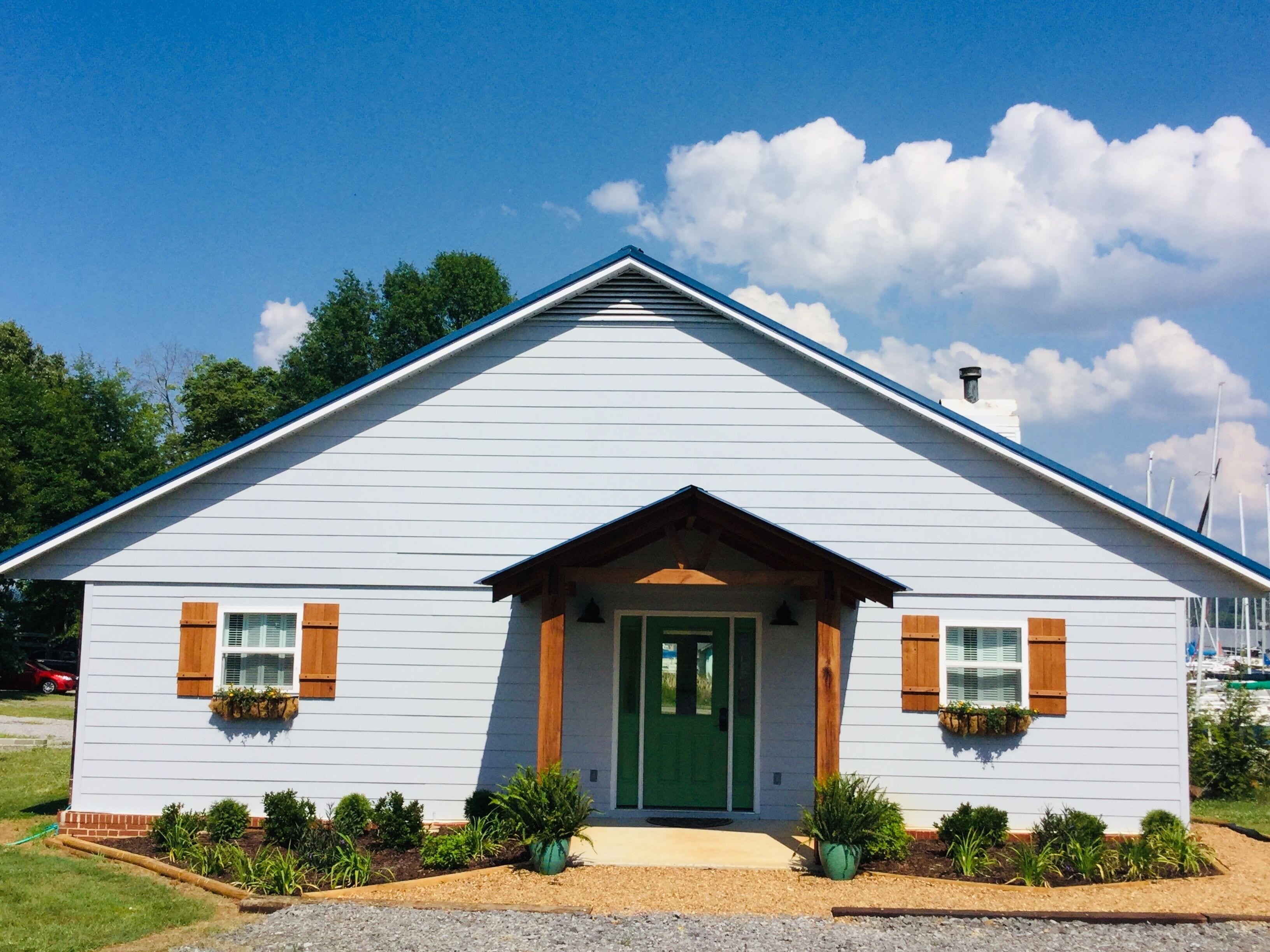 Beautiful, new house on Lake Guntersville! in Gadsden, United States