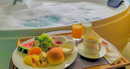 GoldOne Hotel & Suites