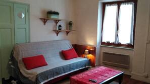 2 chambres, fer et planche à repasser, draps fournis