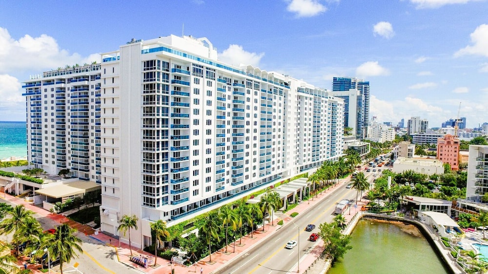1 Hotel & Homes-Ocean View-1 Bedroom/1.5 Bath