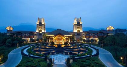 Ji Zhuang Hotel