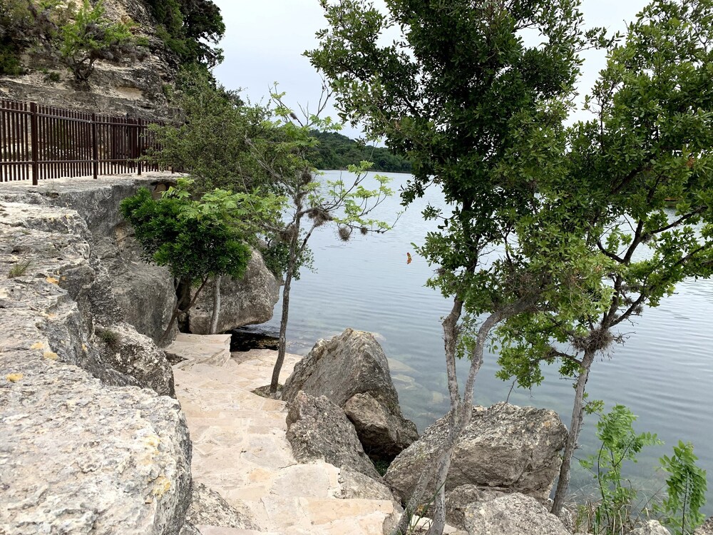 Cabin 4 of 7 With Private River Access to the Nueces River in Uvalde