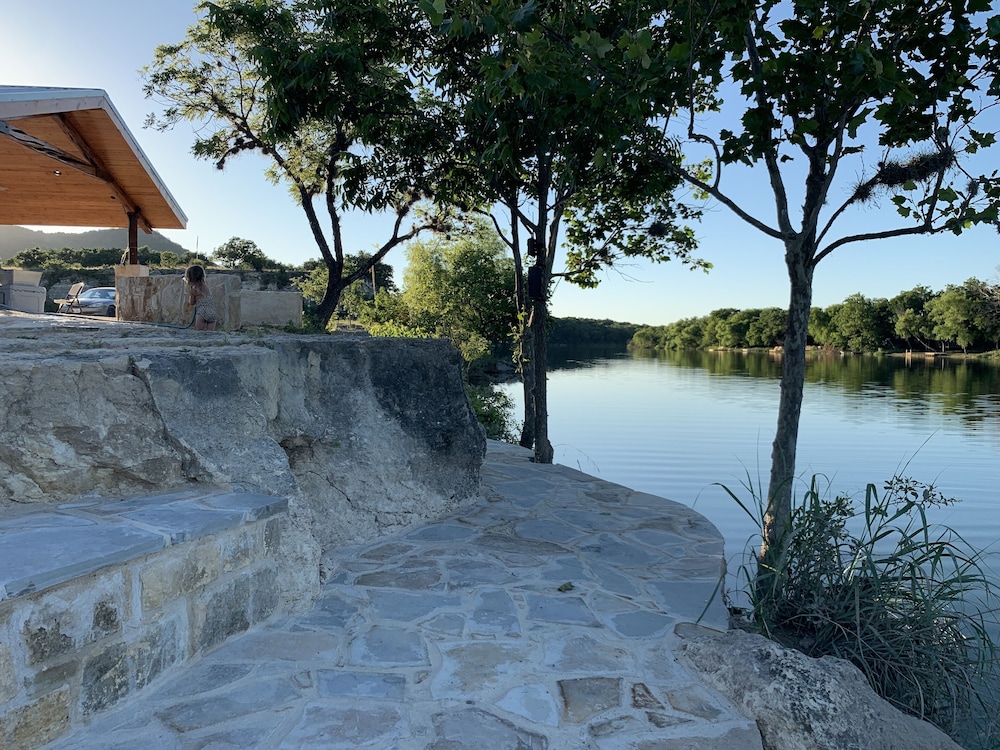 Cabin 4 of 7 With Private River Access to the Nueces River in Uvalde