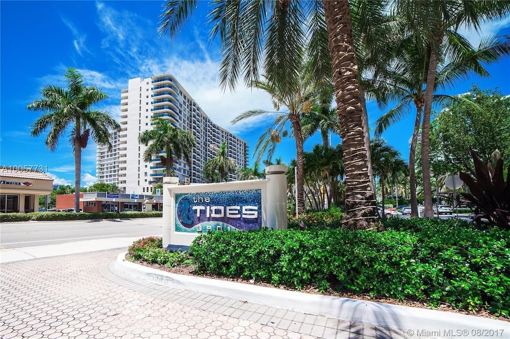 New Listing Luxurious Private Beach Apartment Tides Hollywood Fl Luxurious Private Beach Apartment Tides