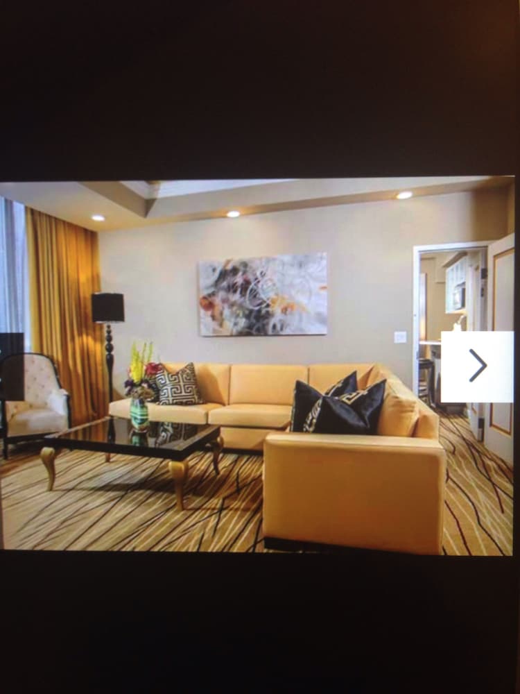 Luxurious and Spacious 1 bedroom