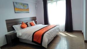 Literie de qualité supérieure, matelas mémoire de forme, bureau