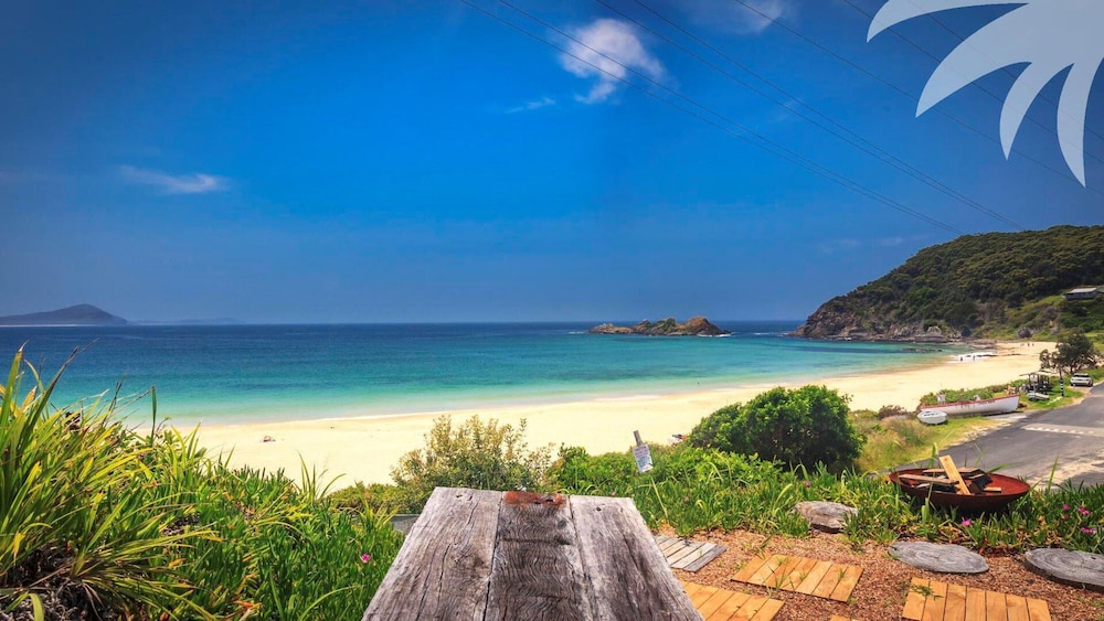 Sandras Beach House - Pacific Palms Holidays